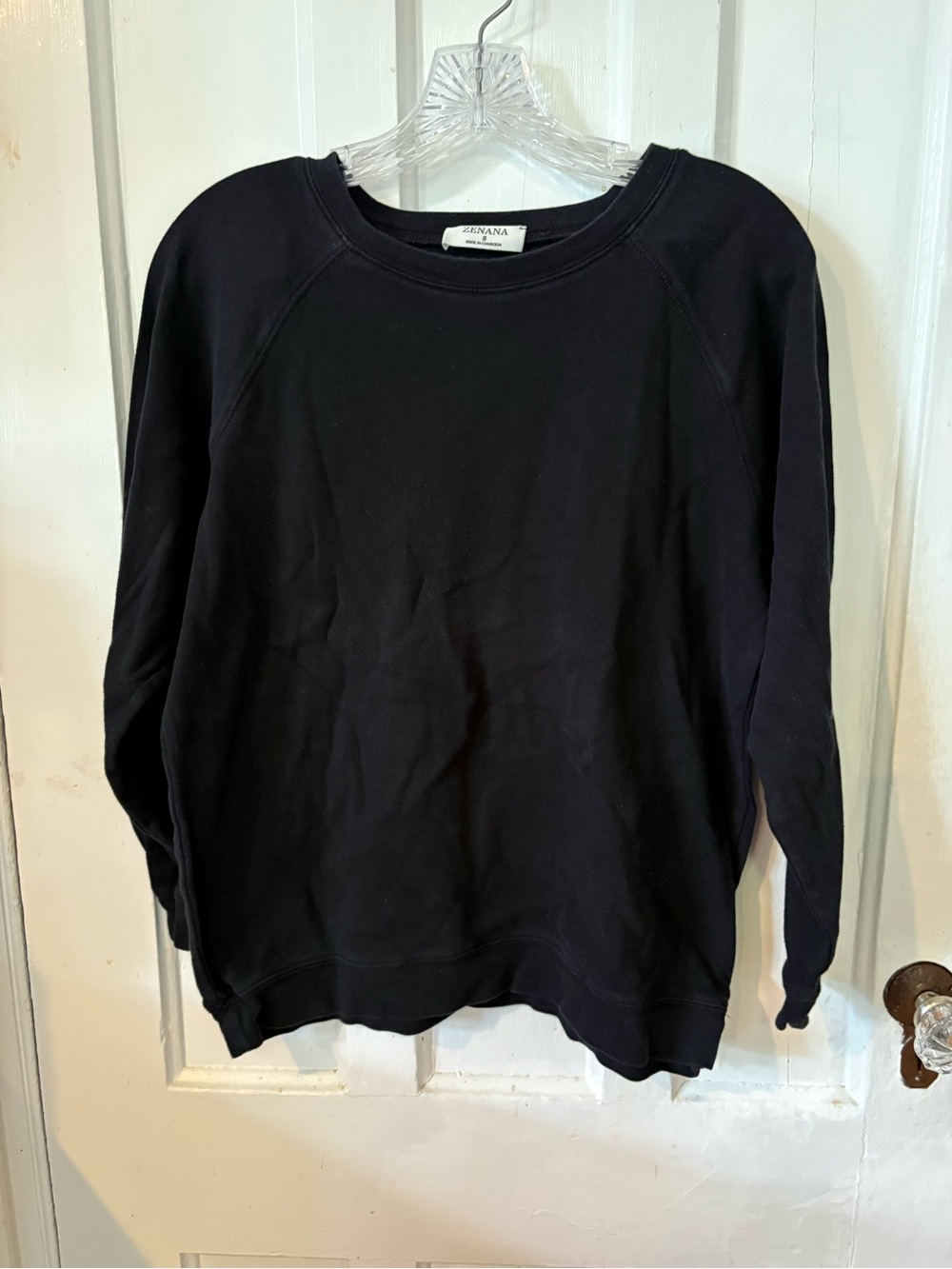 Zenana Outfitters Black Crewneck Sweatshirt